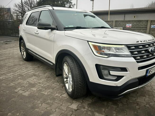 Ford Explorer 7OSOBOWY