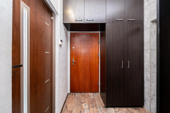 Na sprzedaż przestronny dom parterowy z garażem