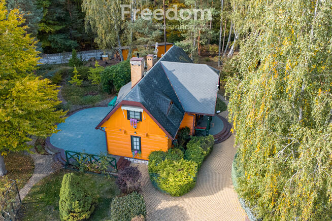 Dwór w parku - dom jak z bajki, okolice Tarczyna