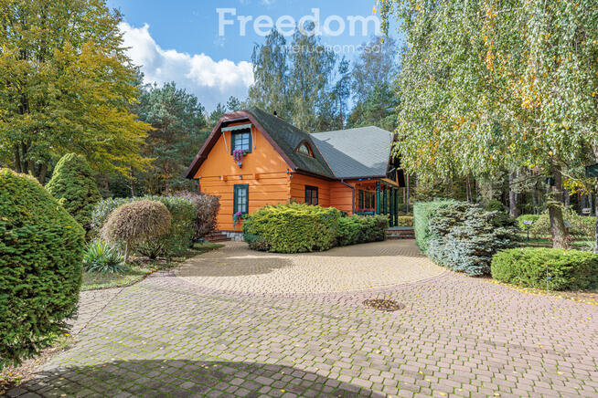 Dwór w parku - dom jak z bajki, okolice Tarczyna