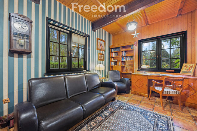 Dwór w parku - dom jak z bajki, okolice Tarczyna