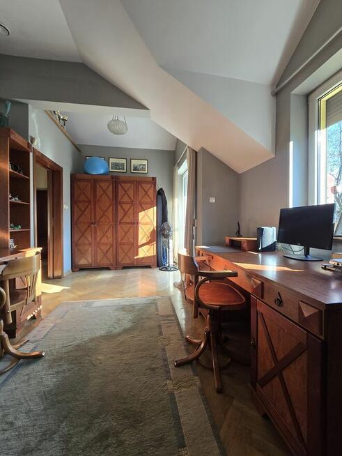 Segment zewnętrzny w centrum Dąbrowy G z dużą działką