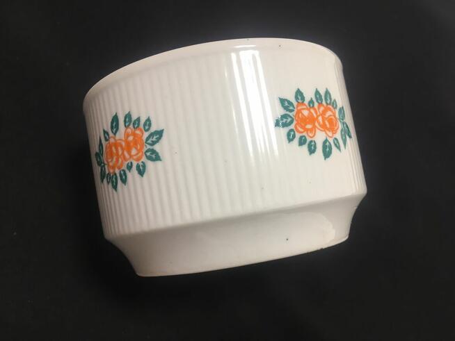 PRL stara cukiernica Chodzież porcelana