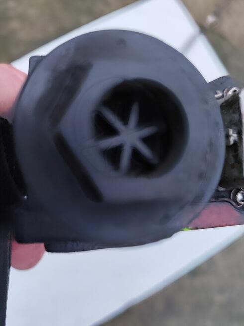 Hamulec elektryczny scenic 2