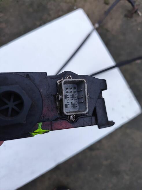 Hamulec elektryczny scenic 2