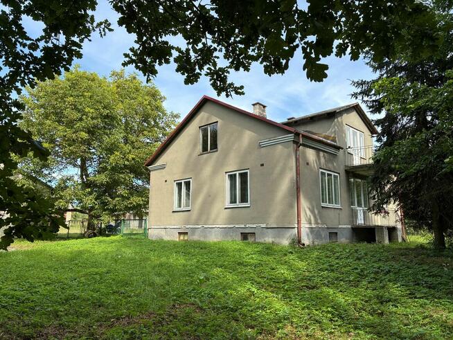 Siedlisko / dom + budynki gospodarcze w Sobieszyn, 1 h dojaz