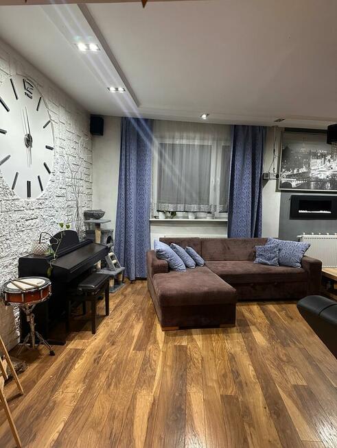 Czeladź, bliźniak w stanie do zamieszkania