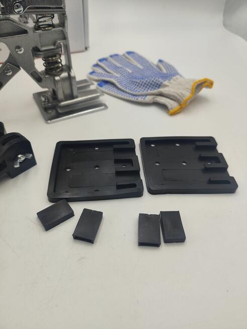 Podnośnik montażowy do mebli 2 szt metalowy do 200 kg