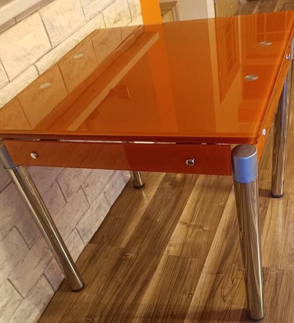 Stół szklany pomarańczowy