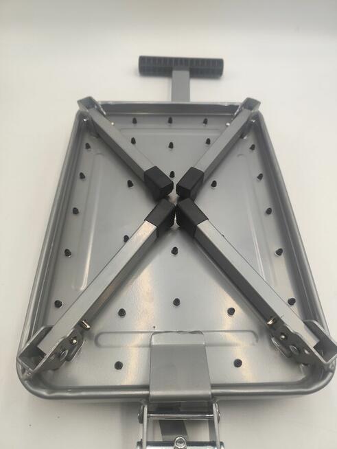 składany stopień z poręczą antypoślizgowy