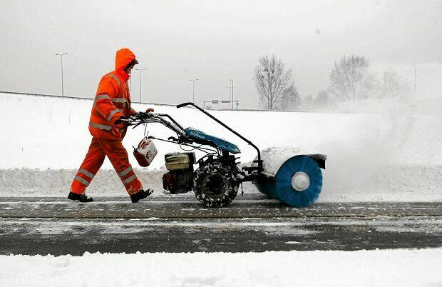 Mycie okien ogólne prace porządkowe
