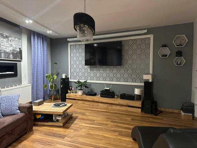 Czeladź, bliźniak w stanie do zamieszkania