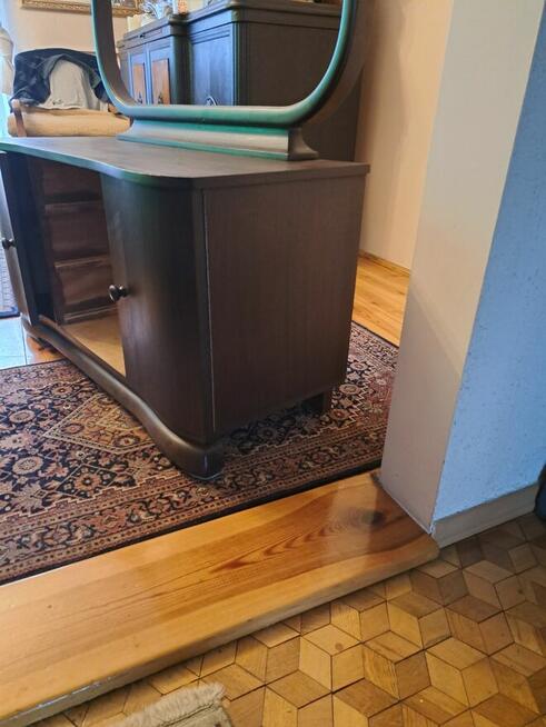 Piękna toaletka z lustrem - secesja