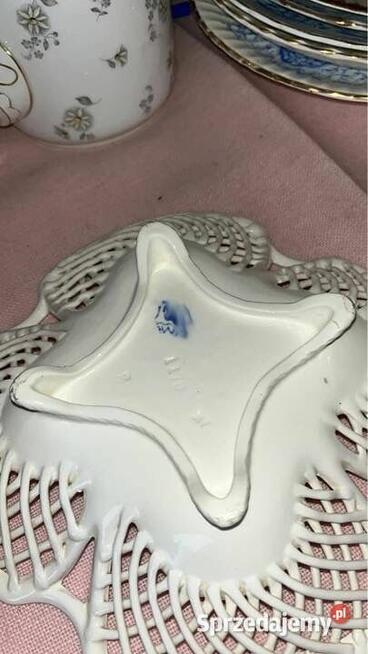 Patera ażurowa Max Roesler. Datowanie 1894-1923 r. Misterna