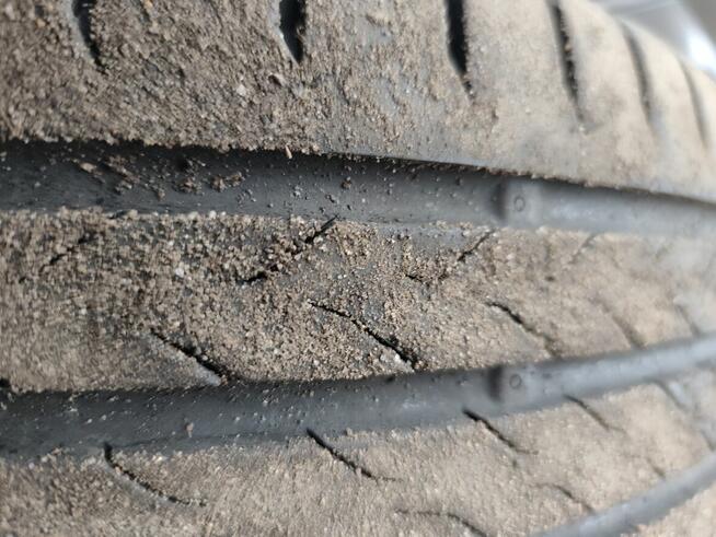 Continental 18 cali stan jak nowe przejechały 1000 km