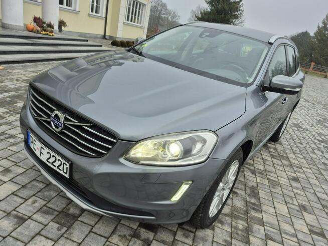 Volvo XC 60 xenon navi automat grzane fotele