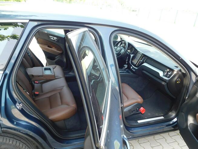 Volvo XC 60 z Gwarancją Skóra Model 2020r