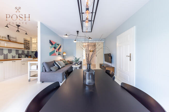 LUX | 4 pok | 2 balkony | klima | Rynek | parking