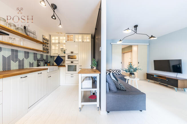 LUX | 4 pok | 2 balkony | klima | Rynek | parking