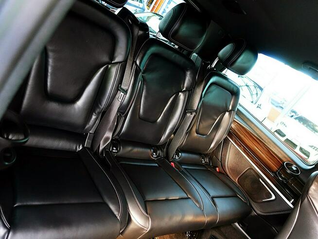 Mercedes V 300 DŁUGI 239KM AIRMATIC 4Matic 7OS. Gwar. FABRYCZNA Kraj 1wł Bezwyp F23%