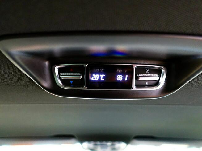 Mercedes V 300 DŁUGI 239KM AIRMATIC 4Matic 7OS. Gwar. FABRYCZNA Kraj 1wł Bezwyp F23%