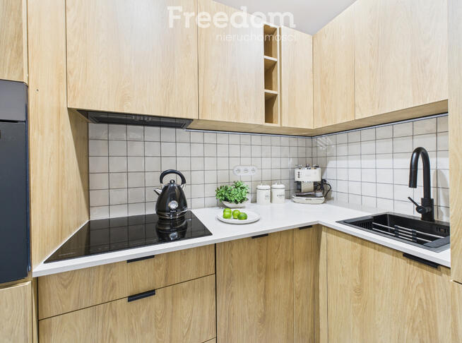 Stylowe mieszkanie po generalnym remoncie | Balkon