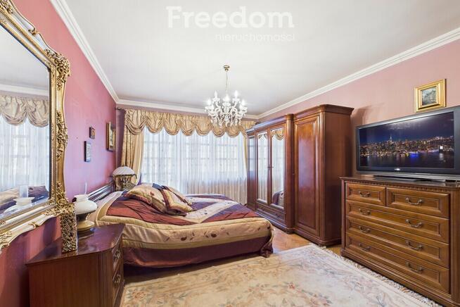 Budynek mieszkalno-usługowy na dużej działce