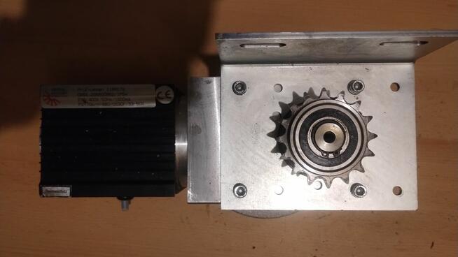 Silnik z klapy P .poz