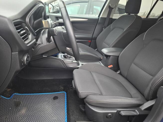 Sprzedam Forda Focus MK4 rok 2019