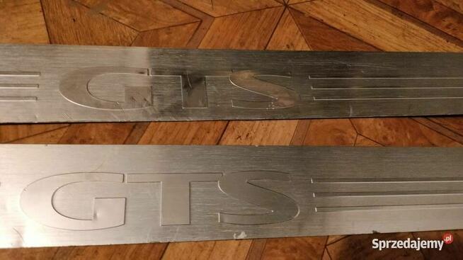 Oryginalne nakładki progowe GTS Opel Vectra C / Signum