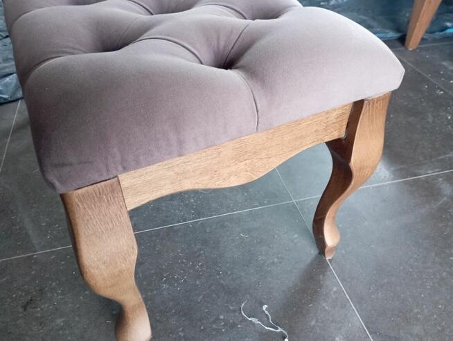 Pufa, ławka ludwikowska, tapicerowana