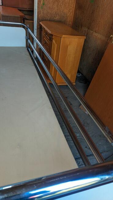 Łóżko rehabilitacyjne / szpitalne