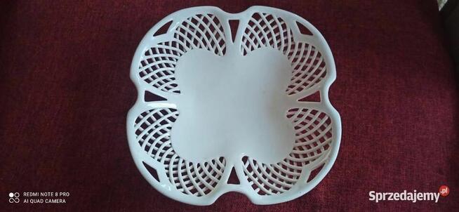 Patera ażurowa Max Roesler. Datowanie 1894-1923 r. Misterna