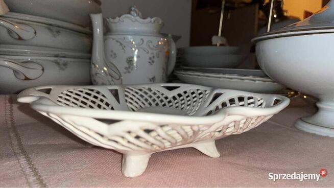 Patera ażurowa Max Roesler. Datowanie 1894-1923 r. Misterna