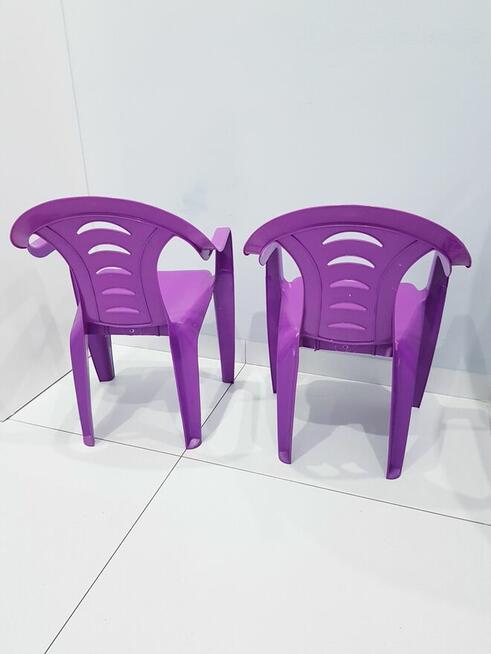 Dziecięce plastikowe krzesełka + gratis
