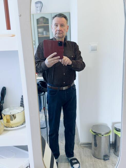 Wolny , szuka filigranowej kobiety do stałej relacji