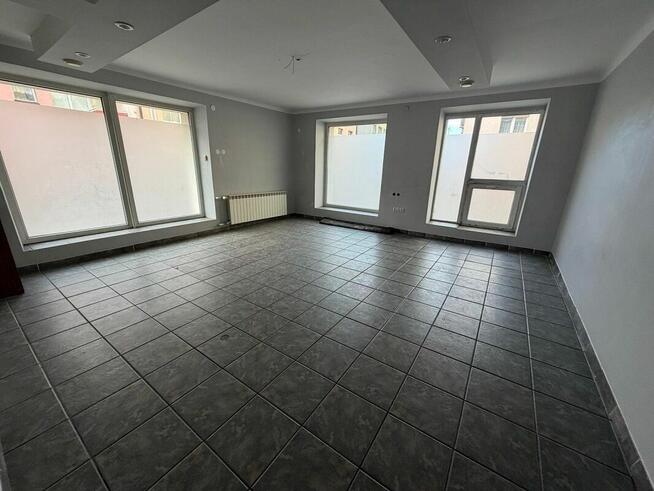 Mieszkanie o pow. 78.80m2, parter, do remontu, ul. Fabryczna