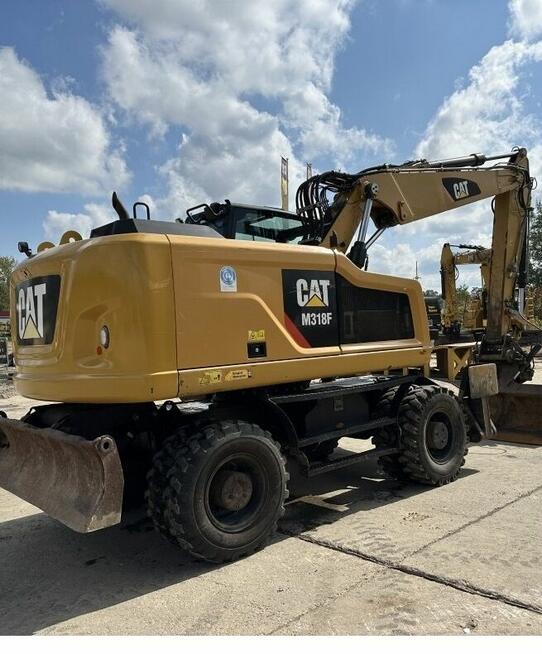 KOPARKA KOŁOWA CATERPILLAR M318F