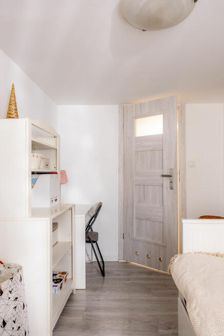 Uroczy azyl z potencjałem budowlanym