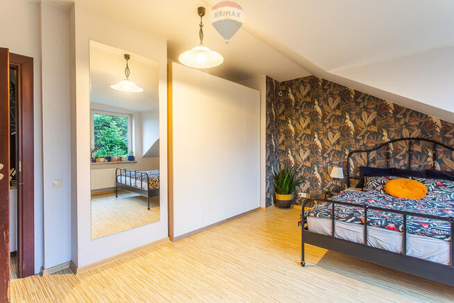 Dom z ogrodem przy lesie, Polesie – 5 pokoi, garaż