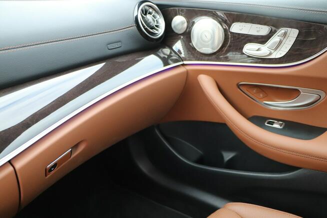 Mercedes E 450 AMG-performance,automat,skóra, coupe, 4-MATIC,zarejestr