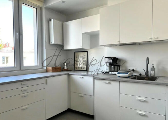 Mieszkanie Warszawa gm. Wola Wola, Ożarowska