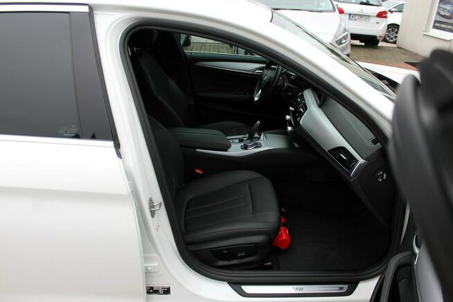 BMW 518 Salon PL FV23% Skóra Nawigacja LED Ambient Serwis ASO Gwarancja
