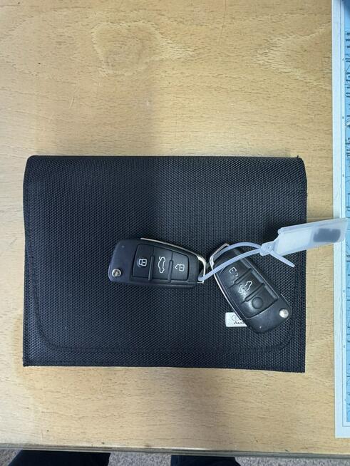 Audi A3 1.6MPi-102km-Serwisowany-Bezwypadkowy-Klimatronik-DRL-Światła Dzienne