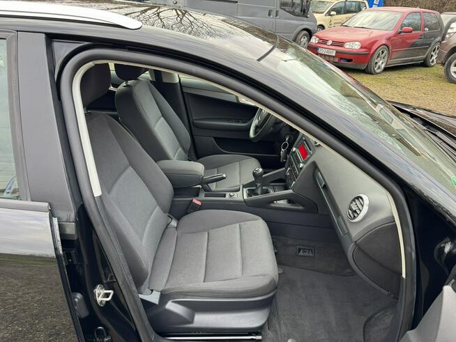 Audi A3 1.6MPi-102km-Serwisowany-Bezwypadkowy-Klimatronik-DRL-Światła Dzienne