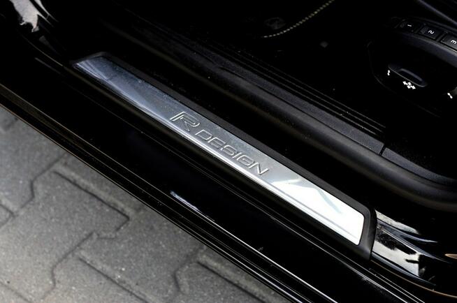 Volvo V40 2.0 T2 122KM RDesign Panorama Skóra Full Led Kamera Digital