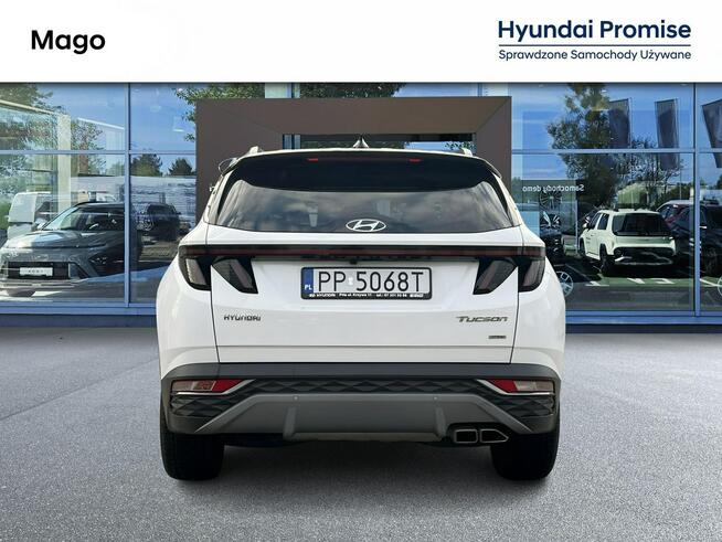 Hyundai Tucson w wersji Executive z elektryczną klapą bagażnika