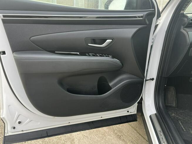 Hyundai Tucson w wersji Executive z elektryczną klapą bagażnika