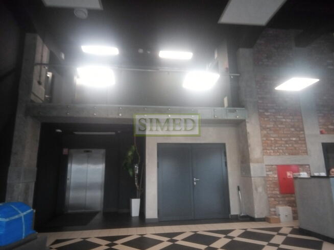 Biuro 44m 2 , duży pokój w byłej fabryce Włochy