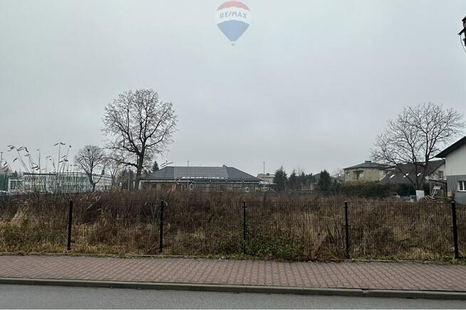 Idealna działka w Brzezince – centrum w zasięgu